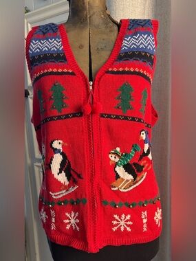Capacity XL Christmas Sweater Vest Penguins Skiing Jingle Bells Fair Isle
